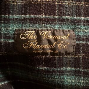 The Vermont Flannel Co. Henley vintage